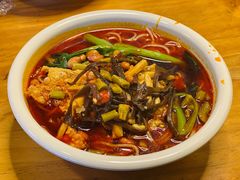 -水平有限螺蛳粉(宏达大厦店)