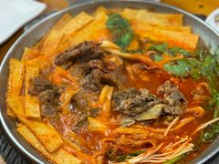 -喇喇排骨火锅·传统韩式脊骨汤(望京西园总店)