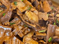 笋干烧肉-鸿运楼·舌尖上的徽菜