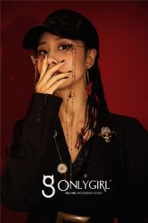 -onlygirl摄影美学馆高端定制(江滩店)