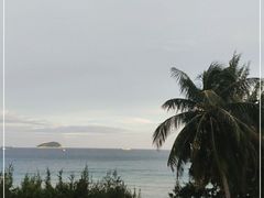 -亚龙湾中心广场