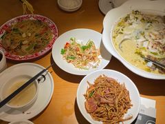 -江渔儿酸菜鱼专门店(明珠广场店)