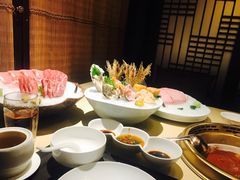 -余欢领鲜火锅(新街口店)