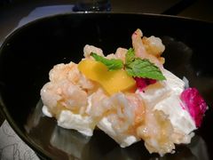 凤梨虾球-穹六人间 people 6(岳阳路店)