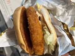 -麦当劳(轻轨曹杨路店)