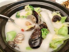 -港丽餐厅(来福士店)