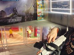 -VR+乐园·VR电竞·家庭亲子·密室逃脱·轰趴团建