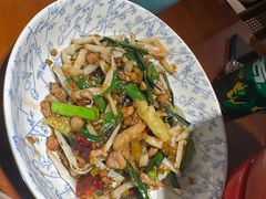 -魏铭鱼头捞饭(晋阳路店)