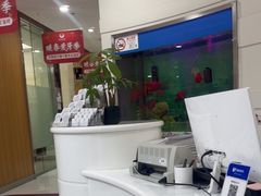 -雅悦齿科(顾村公园店)