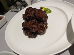 沪市牛肉粒-屋里厢上海菜馆