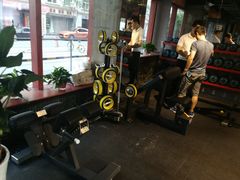 -VLines耀能运动24小时·月付制健身(京广桥店)