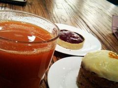 胡萝卜蛋糕\胡萝卜苹果汁-BAKER&SPICE(国金中心商场店)