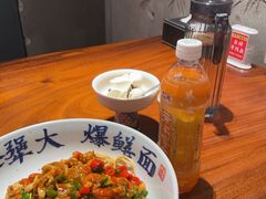 -李犟大爆鳝面·手工蟹黄包(湖滨西湖店)