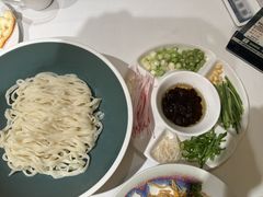 -贝勒爷·酥不腻烤鸭