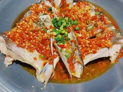剁椒鱼头-三湘四水正宗湘菜(君峰路店)