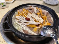 -九寨特色牦牛肉汤锅 羊肉汤锅