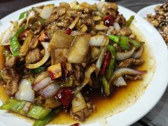-金卯白肉罩火烧