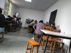 -依云煎包店