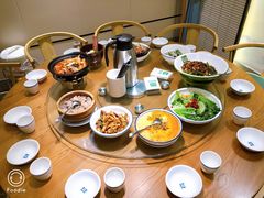 -费大厨辣椒炒肉(万家丽一店)