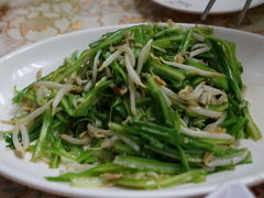 -新峰肉骨茶