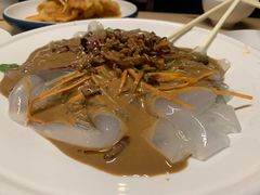东北七彩大拉皮-关东小磨东北菜(上海长风大悦城店)