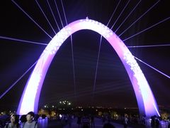 -南京眼步行桥
