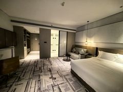 -大连星海皇冠假日酒店