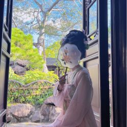-一揽芳华汉服旗袍体验馆(拙政园店)