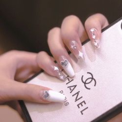 -HUII NAIL绘京美甲美睫会馆