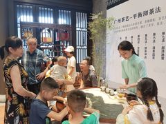 -翁暖茶馆(滨江东总店)