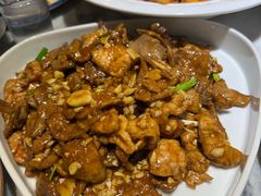 -大胡同天津菜·海肠捞饭·津门皮皮虾锅贴一绝(西姜井店)
