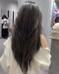 -丝语萱形象