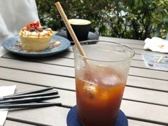 -彳亍咖啡·这里(水湾路店)