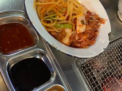 -马路牙子烧烤音乐酒馆(望京店)