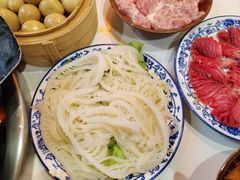 -卤校长老火锅(杨家坪直营店)