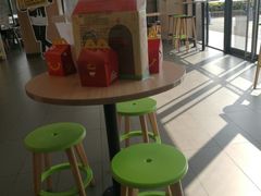 -麦当劳(松江南乐得来速店)
