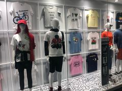 -优衣库(上海正大广场店)