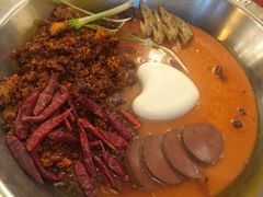 -山城年华老火锅(玉林店)