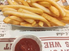 -The Habit Burger Grill 哈比特汉堡(爱琴海店)