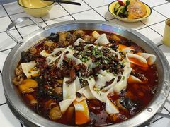 -晓彭肥肠鸡·泡椒鸡火锅(水木天地店)