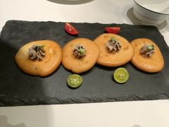 鹅肝酱葱油饼-民国红公馆·秦淮八艳(夫子庙店)