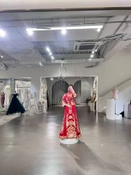 -艾米丽婚纱礼服