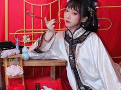 -翩若国风汉服体验馆