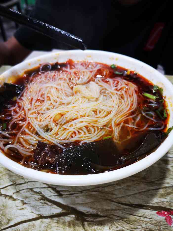 绵阳开元米线-"这家绵阳米粉真心不错,值得推荐,在我们这.