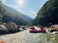 -雅鲁激流探险漂流