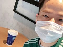 -瑞幸咖啡(新世界中心店)