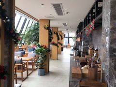 -四月吧餐厅(正阳步行街店)