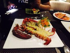 -唐拉雅秀酒店-西锦汇空中BBQ·思创餐厅