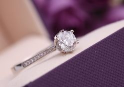 威德1-威德钻石-克拉钻大本营(南京东路店)