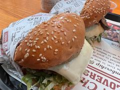 -The Habit Burger Grill 哈比特汉堡(复兴soho店)